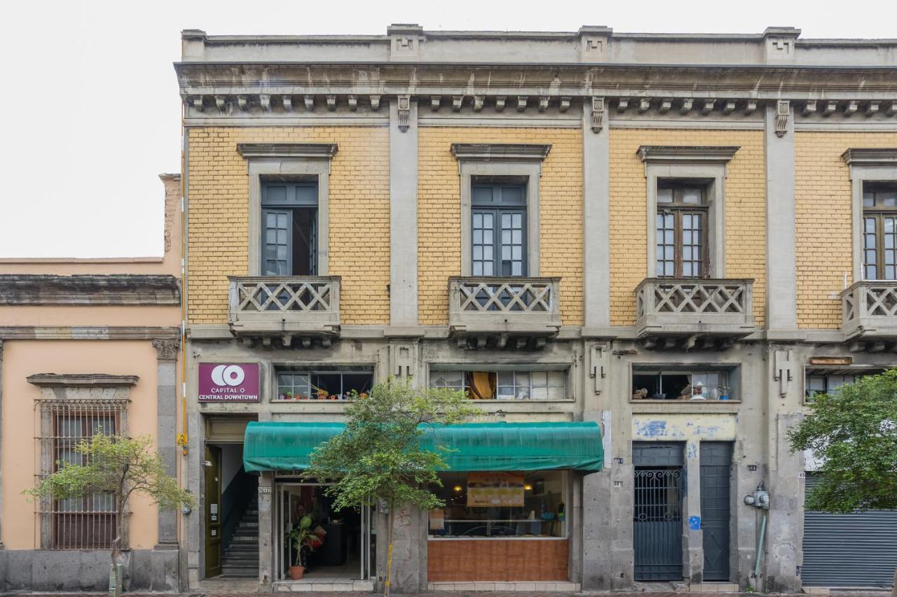 Capital O Central Downtown Guadalajara Exterior foto